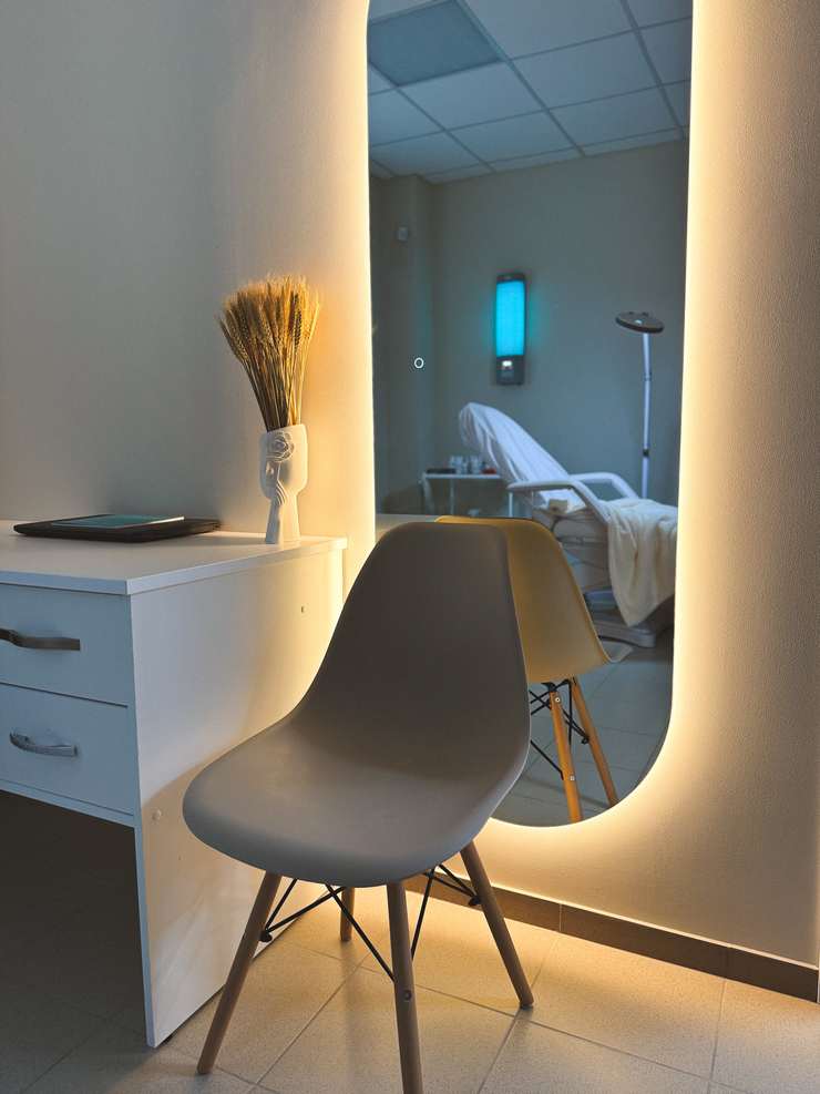 Уютный кабинет клиники Clean Clinic Nord
